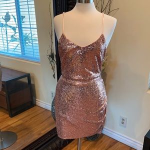 Perfect Pink Sequined Party Dress.